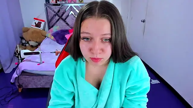 Luna_Analya élő XXX-chatje
