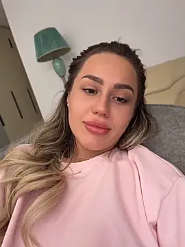 BarbieDoll13 – Live XXX-chat