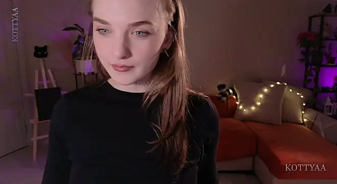 -Kottyaa- – Naživo XXX chat