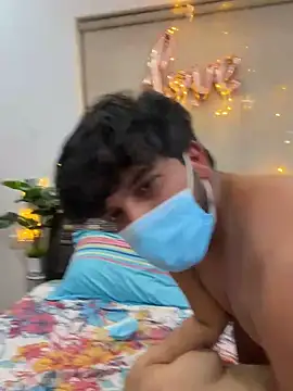 youngcoupleloverose Show Webcam