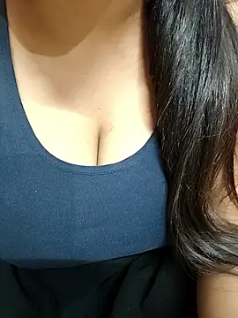 Sharvari-Wagh Chat XXX live