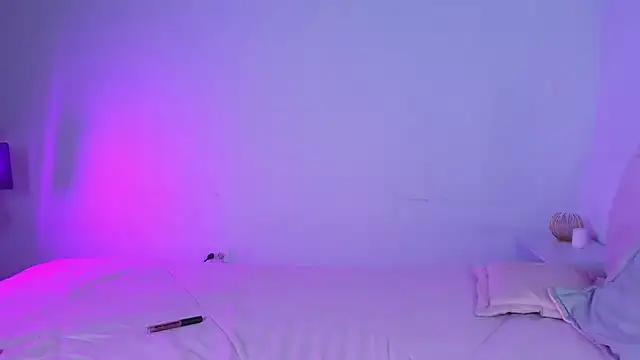 MiaColucci18 Live XXX-chat