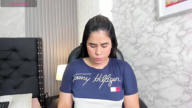 Chat +18 de alicy__torres ao vivo