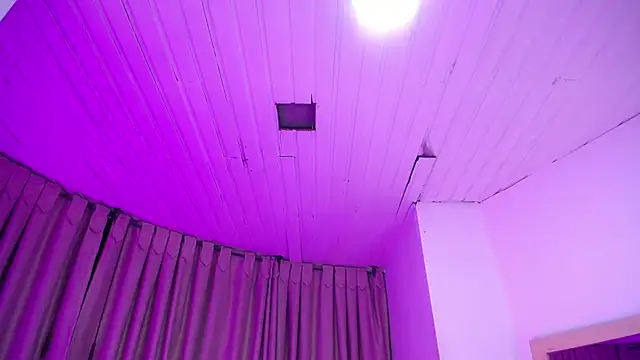 Chat +18 de Tamararosses ao vivo