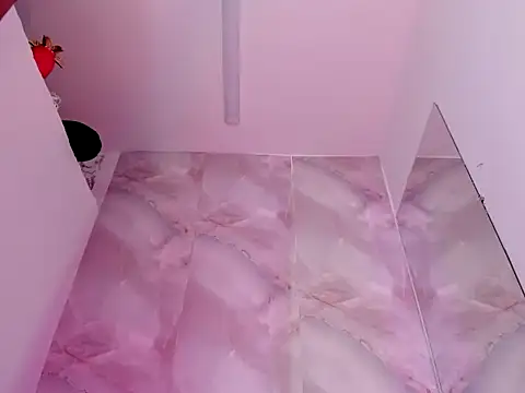 Chat XXX en directo de EllyBloom