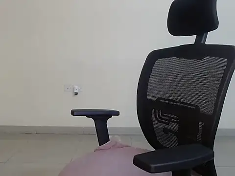 Chatroom XXX en direct de MiniBeast