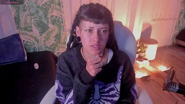 Chatroom XXX en direct de _sharlotte777