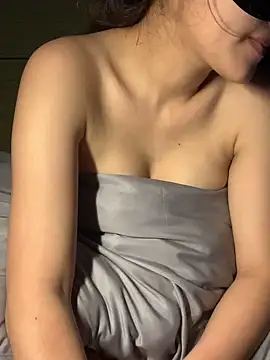 Luna_Babyyy Show Webcam