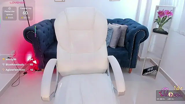 Chat +18 de Aida_adams ao vivo