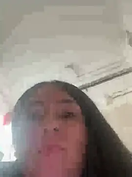 Chat +18 de Alyha_Cortes ao vivo