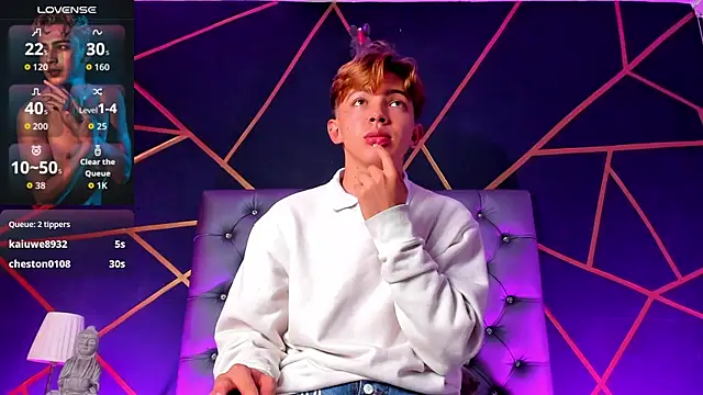 Lian_Miller1_ élő XXX-chatje