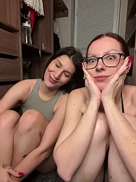 RussianGirls_ Chat XXX in diretta