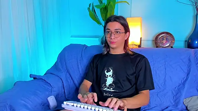 Keita_Moon Chat XXX in diretta