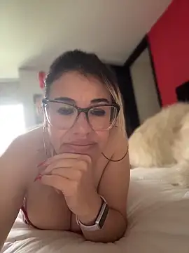 Czat XXX na żywo – salomesweet13