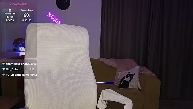 adrelaxina Adlı Modelin Canlı XXX Sohbeti