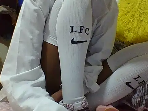 cute_pie200 Adlı Modelin Canlı XXX Sohbeti