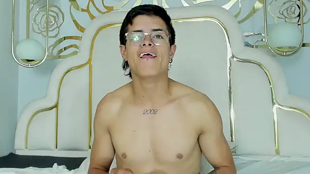 midnightlust_vcのライブXXXチャット