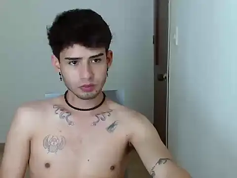 XXX chat uživo modela mike_smith03