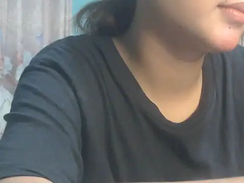 Chat +18 de NancyRuvi ao vivo