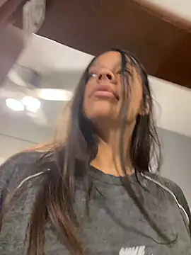 OrianaXclusive's Live XXX Chat