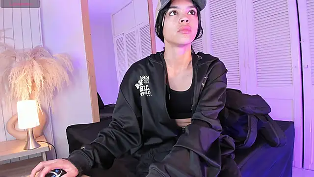 Chat +18 de ALICESANDOVAL ao vivo