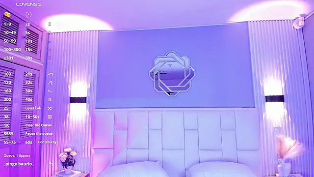 NanaOsaky élő XXX-chatje