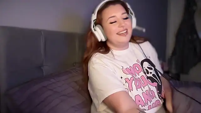 Curvy_Rosie99: онлайн-секс-чат