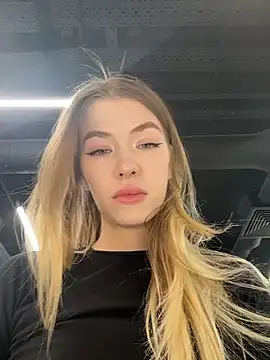 Živý XXX chat Risky_Mia69