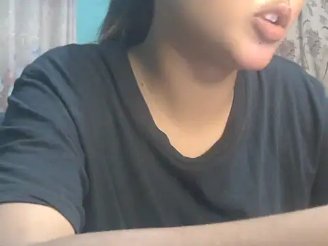 NancyRuvi Chat XXX in diretta