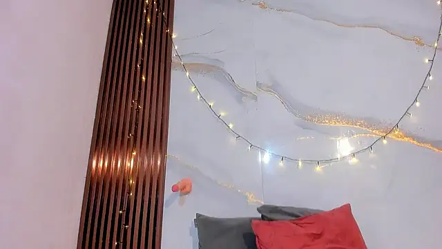 Webkamerová show Kiaraa_Queen