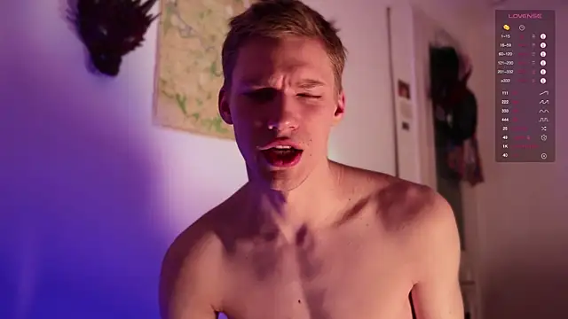 Вебкам-шоу davey_ebash