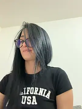 BiancaCharm Show Webcam