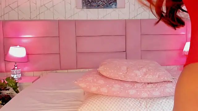 VictoriaLasse 即時 XXX 聊天