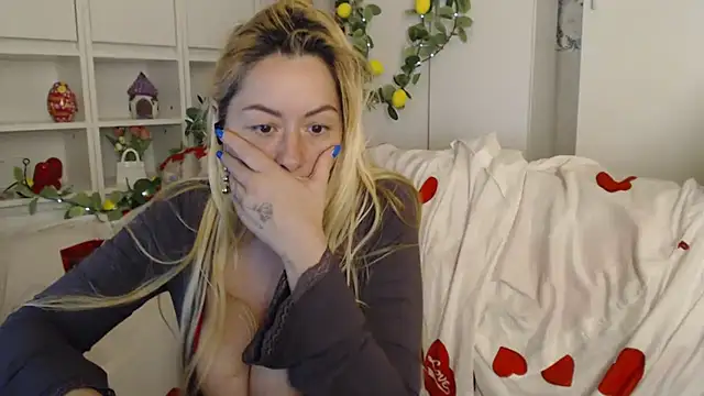 _karolynesyera_ Obrolan Langsung XXX