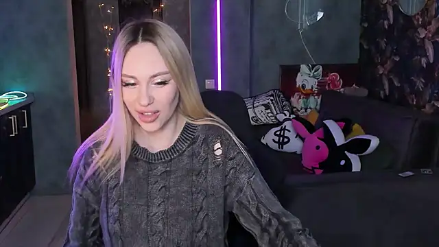 Blckmirrorr: онлайн-секс-чат