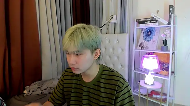 XXX chat uživo modela davincihugecock