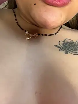 Онлайн чат XXX Rosy_BabyDoll