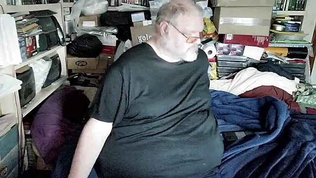 hadeszeuss2's Live XXX Chat