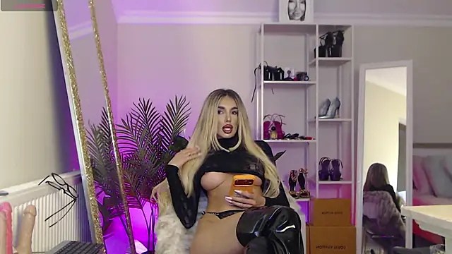 ArianaArianna Webcam show