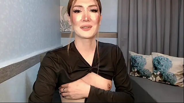 xMeganFucks69 Pertunjukan Webcam