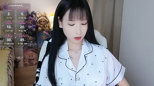 M-OTT_ Adlı Modelin Canlı XXX Sohbeti