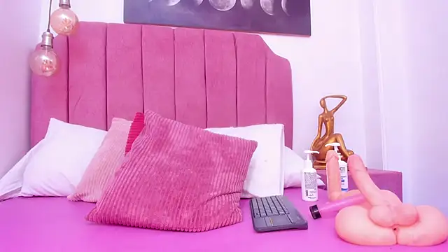 Britney_Cortez Adlı Modelin Canlı XXX Sohbeti