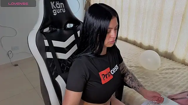 Victoryyy_'s Live XXX Chat