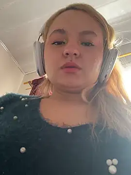 Naiara_Sex_ 即時 XXX 聊天