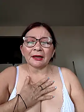 marfil_milf élő XXX-chatje
