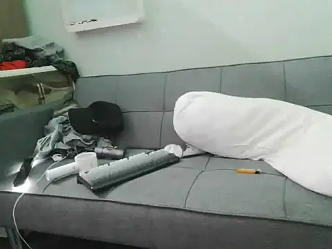 boyhigh1997 Show Webcam