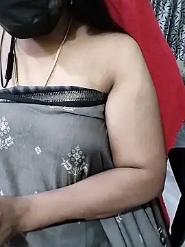 sravyasexyy Show in webcam