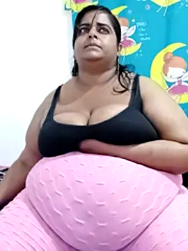 SusanaEshwar Chat XXX in diretta