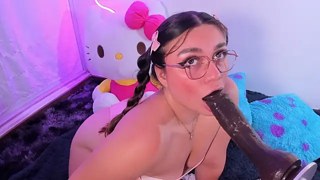 แชท XXX สดของ CassieBigass_