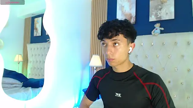 Aiden_Rivers_ 现场聊天室